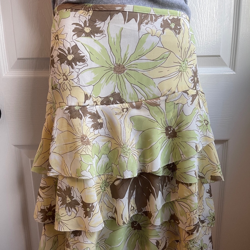 Ann Taylor loft skirt spring colored pattern